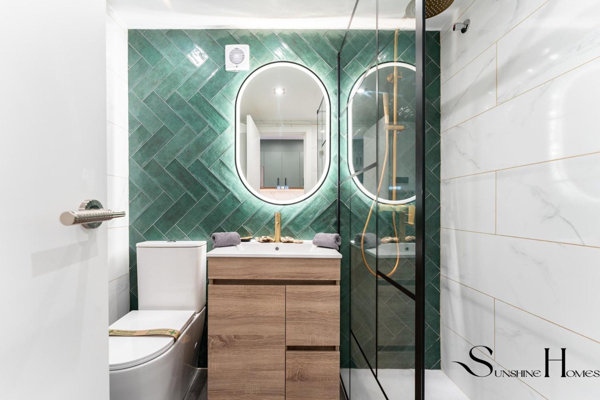 Seaview Beachfront Studio With Aqua Park & Balcony Benalmádena Exterior foto